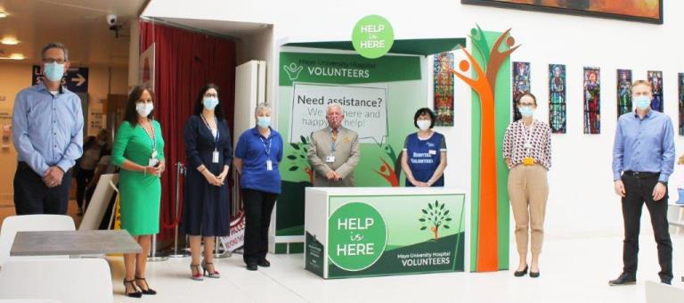 Ger O'Neill, Baxter Healthcare; Bernardine McGlade, HR Manager, Mayo University Hospital; Pamela Kilcoyne, Baxter Healthcare; Margaret McNulty, Baxter Healthcare; Jim Casey, MUH Volunteer; Eileen Corrigan, MUH Volunteer; Catherine Donohoe, Hospital Manager; and Martin Cosgrove, Baxter Healthcare