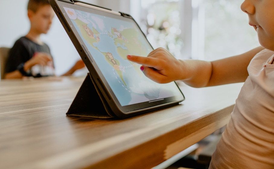 Frontline staff reflect on home schooling experience